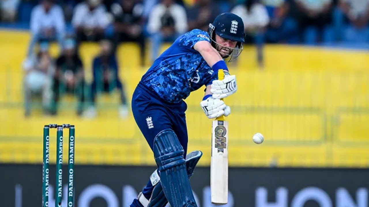 ஐ.பி.எல். தொடரிலிருந்து பென் டக்கெட் திடீர் விலகல்