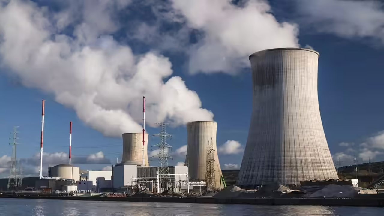 ஜப்பான் மீண்டும் அணு ஆயுத நாடாக மாறக்கூடும்! சீனா குற்றச்சாட்டு