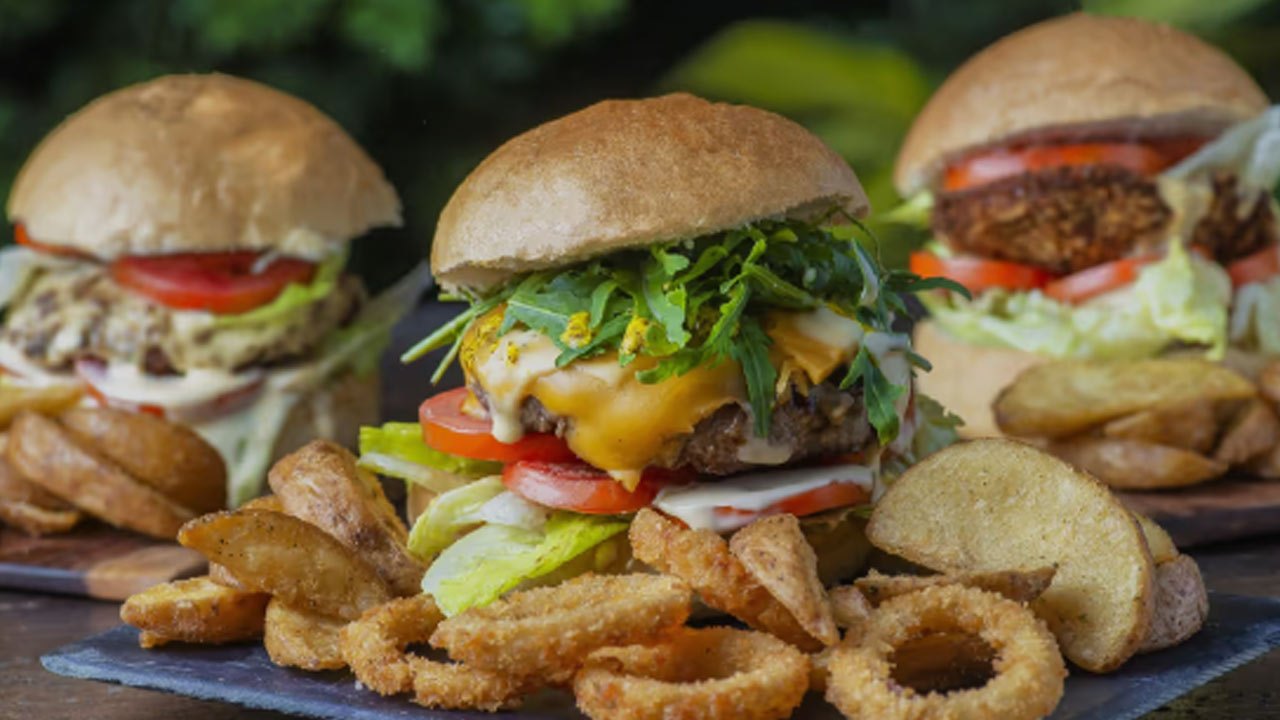 ஜங்க் ஃபுட் சாப்பிடாம இருந்தா உடம்புல என்னலாம் நடக்கும் தெரியுமா? 