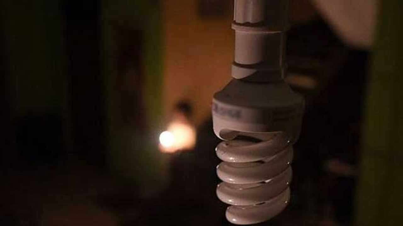 முன்னறிவிப்பின்றி மின்சாரம் துண்டிக்கப்படுகிறதா?