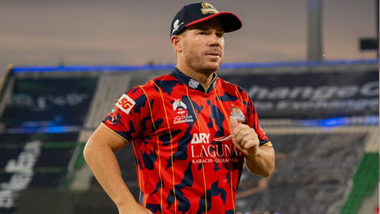 மூச்சுமுட்ட குடித்துவிட்டு பொலிஸிடம் வசமாக சிக்கிய டேவிட் வார்னர்!