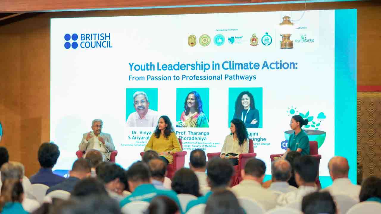 மாற்றத்தைத் தூண்டும் செயல்பாடுகளை உருவாக்குதல்: பிரிட்டிஷ் கவுன்சில் இளைஞர் காலநிலை தூதுவர்கள், ‘The Climate Spark’ நிகழ்வில் காலநிலை மாற்றத்தை குறைக்