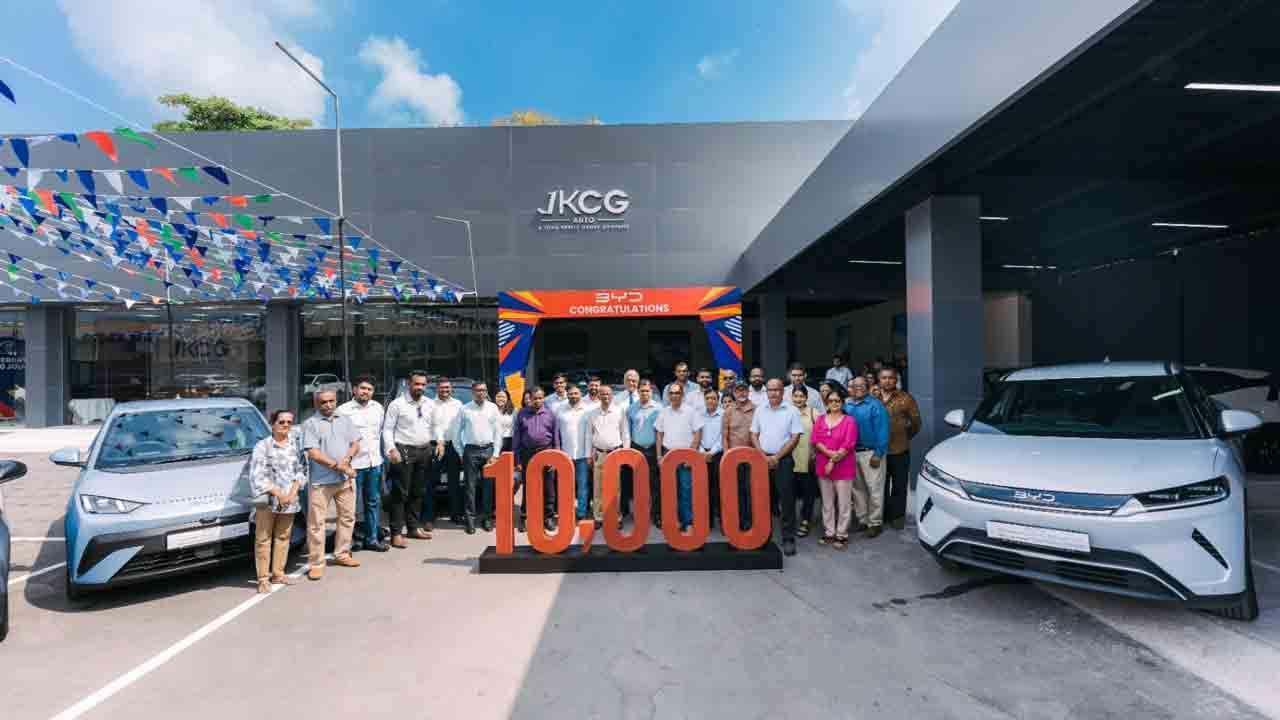 BYD நிறுவனத்தின் 10,000 வாகன விநியோக மைல்கல்