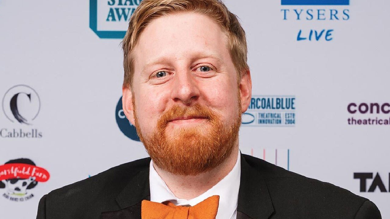 கேம் ஆஃப் த்ரோன்ஸ் பிரபல நடிகர் காலமானர்!