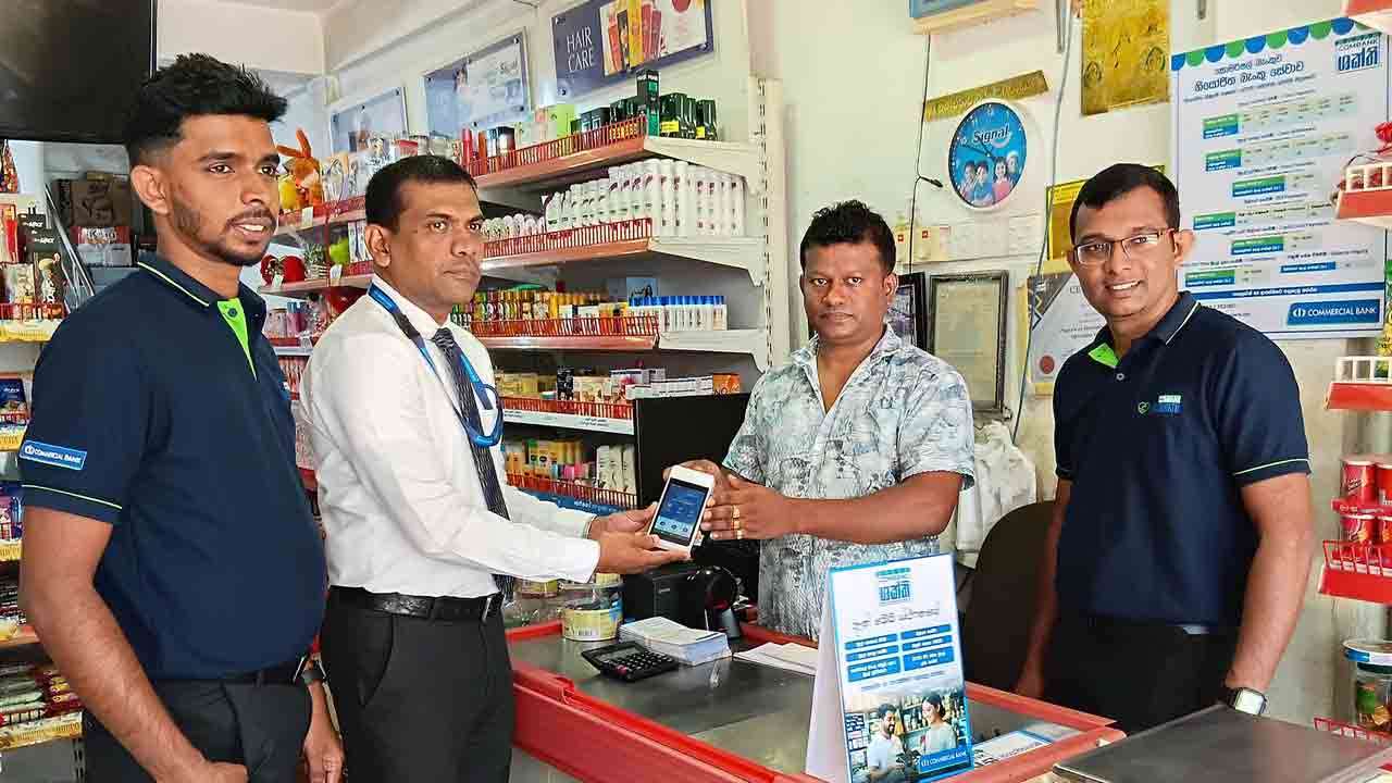 கொமர்ஷல் வங்கி  கொம்பேங்க் சக்தி முகவர் வங்கி வலையமைப்பை 26 முக்கிய இடங்களுக்கு விஸ்தரிக்கிறது