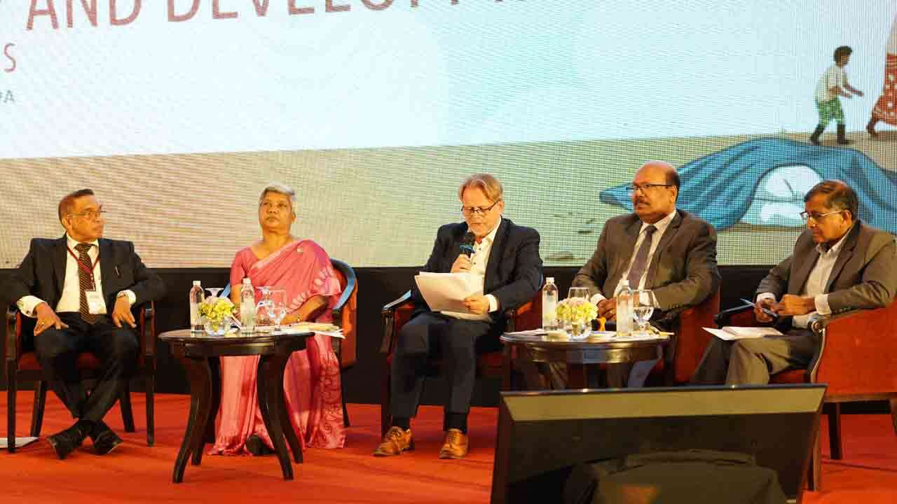 25 ஆண்டுகளை நிறைவு செய்யும் நிலையில், நெருக்கடி கால சகாப்தத்தில் வறுமை மற்றும் மேம்பாடு குறித்த பன்னாட்டு மாநாடும் இணைந்து கொண்டாடும் CEPA