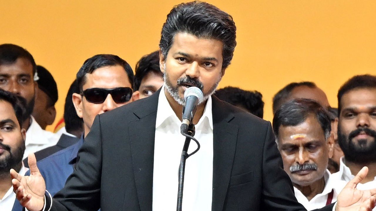 முதலமைச்சரின் அன்றாட நடவடிக்கைகள் பற்றி தெரிந்துகொள்ள வேண்டுமா?