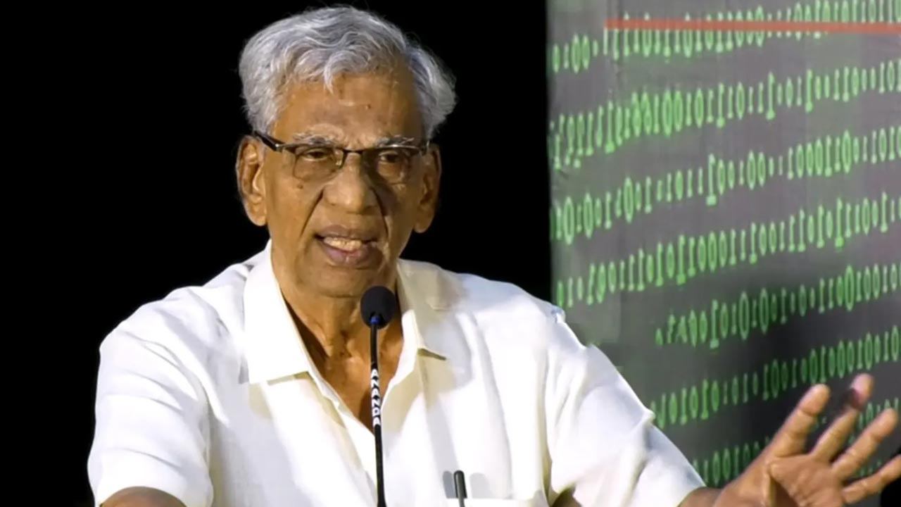 பிரபல திரைப்பட தயாரிப்பாளர் விபரீத முடிவு 