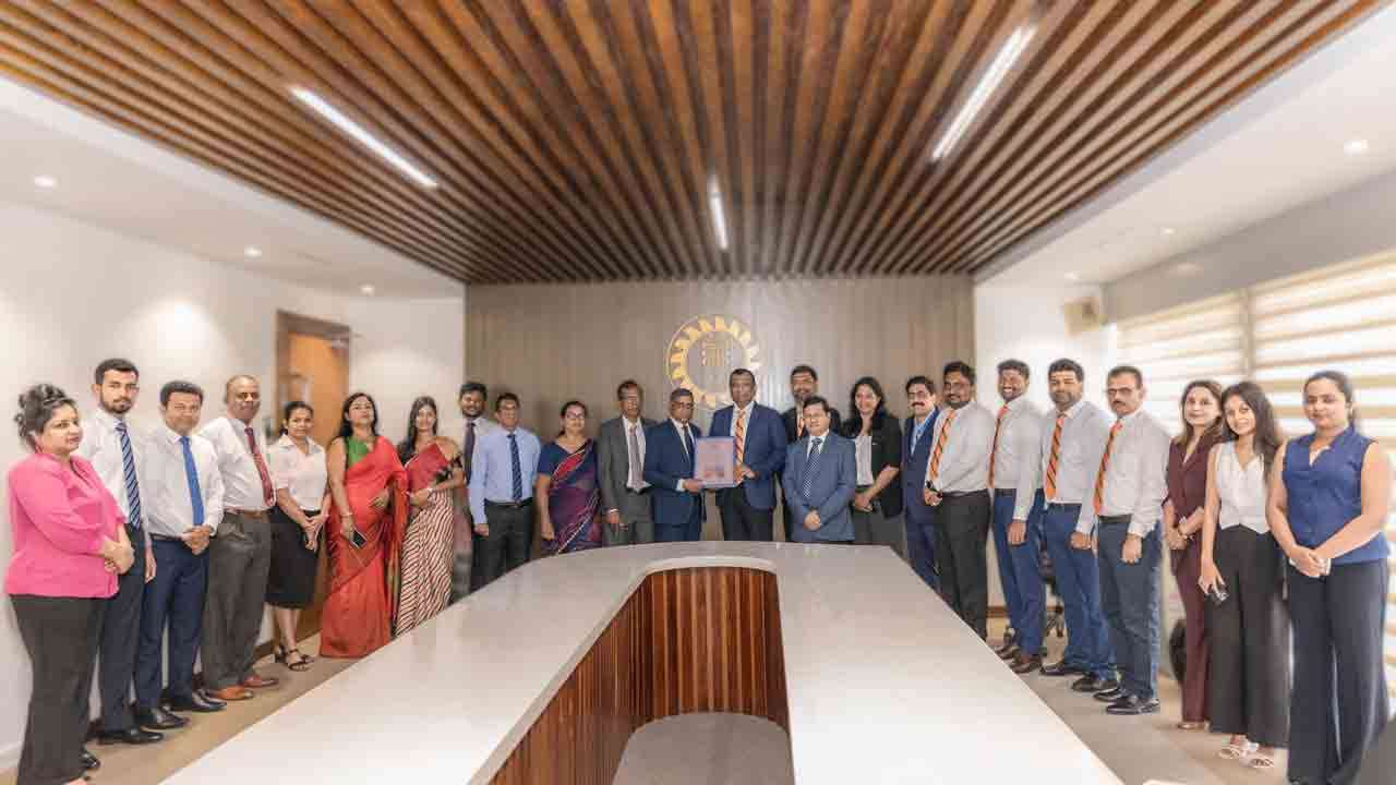 மன்னார்-முள்ளிக்குளம் 220kV இரட்டைச் சுற்று மின்சார விநியோக மார்க்க திட்டத்திற்கான ஒப்பந்தத்தில் Jyoti Structures மற்றும் Hayleys Fentons கைச்சாத்து