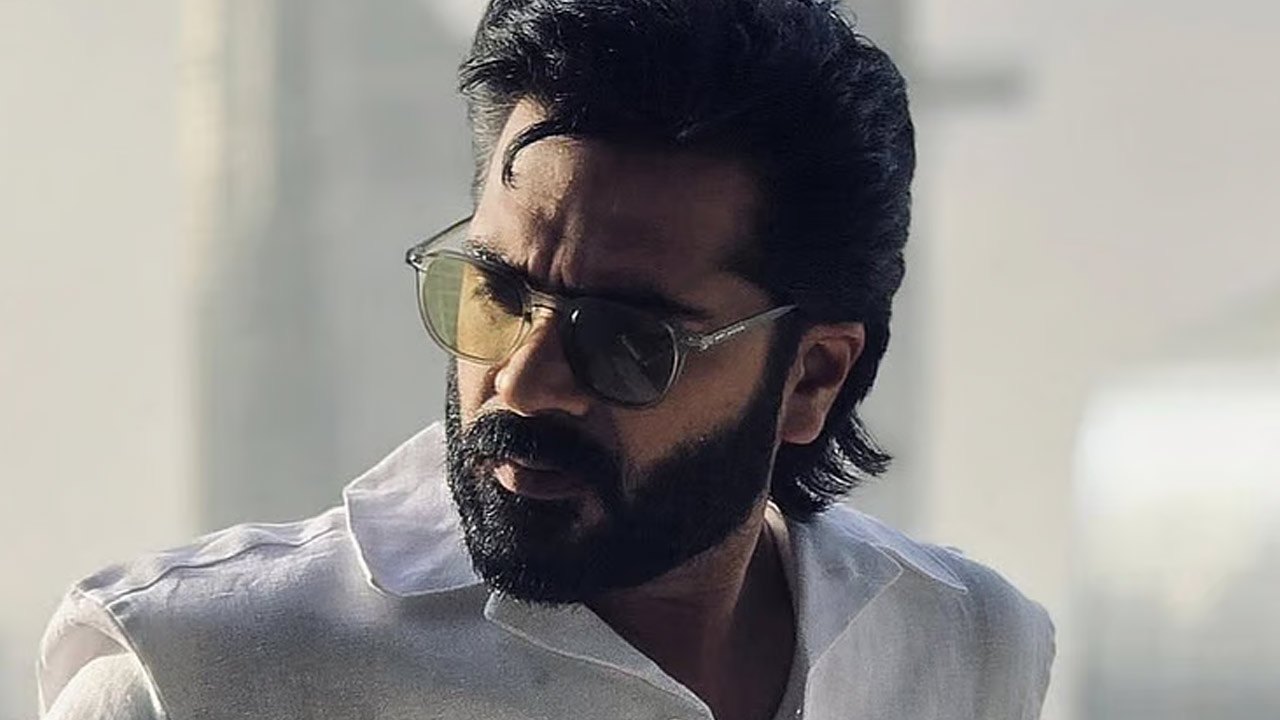 ‘டியூட்’ பட இயக்குநருடன் இணையும் சிம்பு!