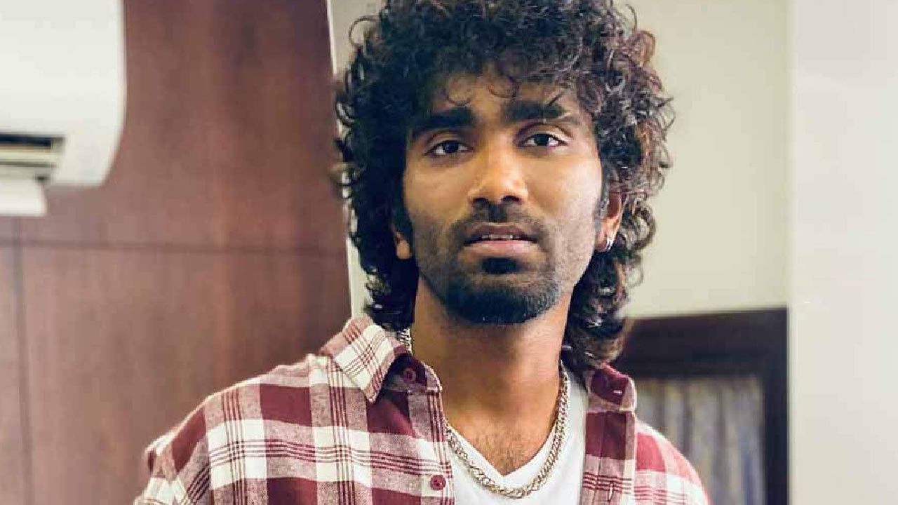 தெலுங்கில் நுழையும் பிரதீப் ரங்கநாதன்!