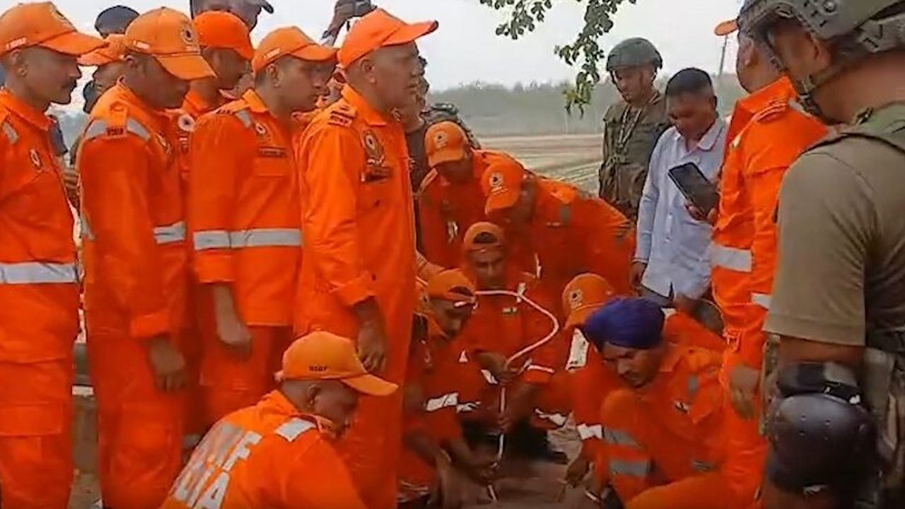 200 அடி ஆழ்துளை கிணற்றில் விழுந்த சிறுவன்!