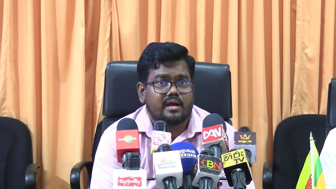 எதிர்க்கட்சியினர் அச்சமடைந்துள்ளனர்!