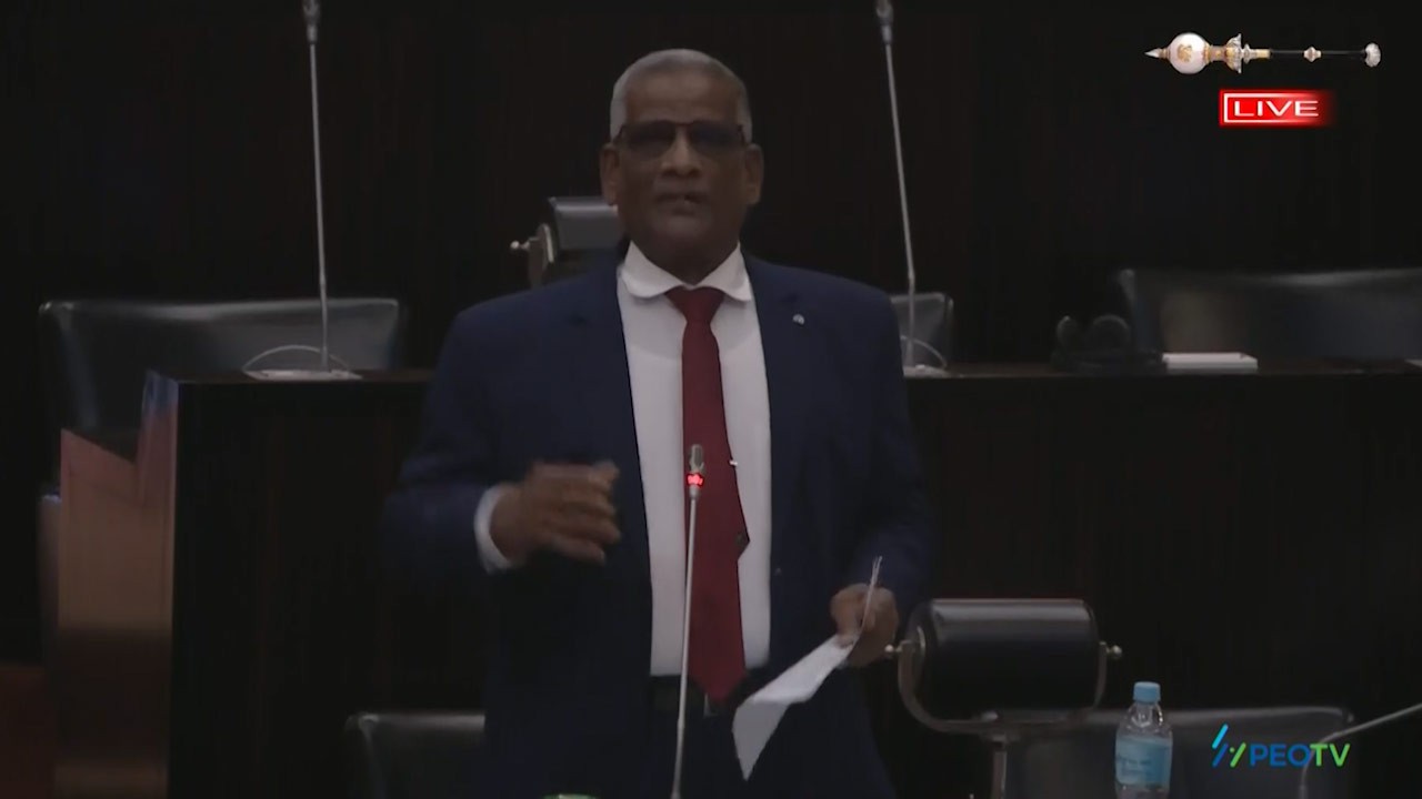 முஸ்லிம் மக்களின் உணர்வுகளை மதித்து செயற்பட வேண்டும்!