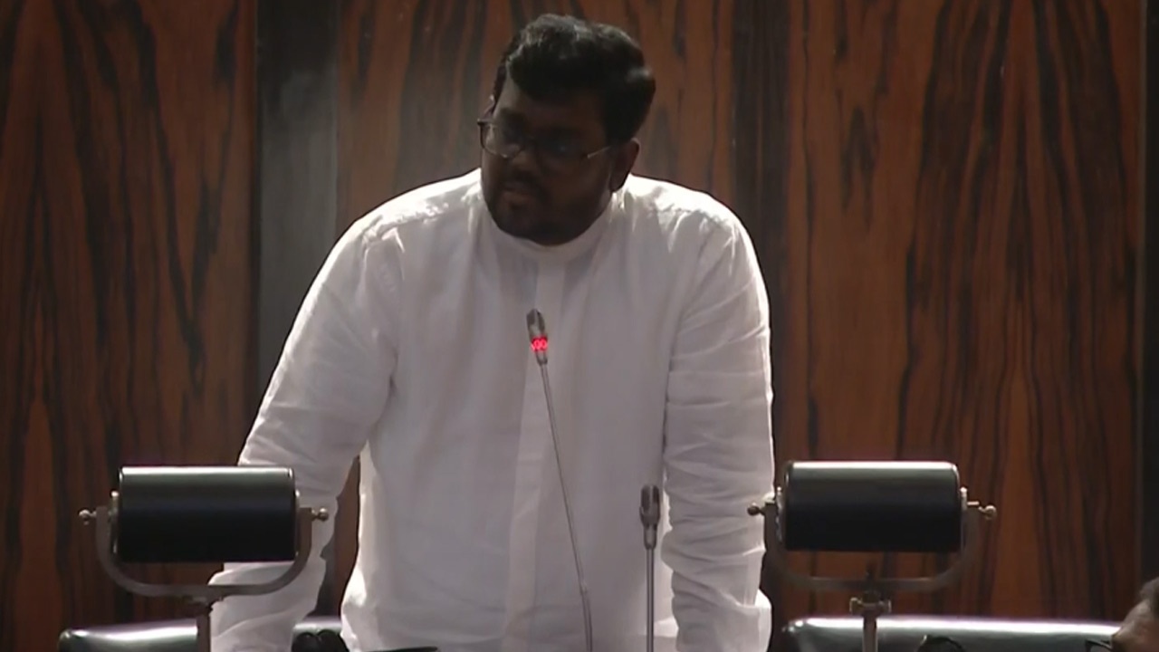 மட்டக்களப்பு காணி விவகாரம் தொடர்பில் கேள்வி எழுப்பிய கந்தசாமி பிரபு!