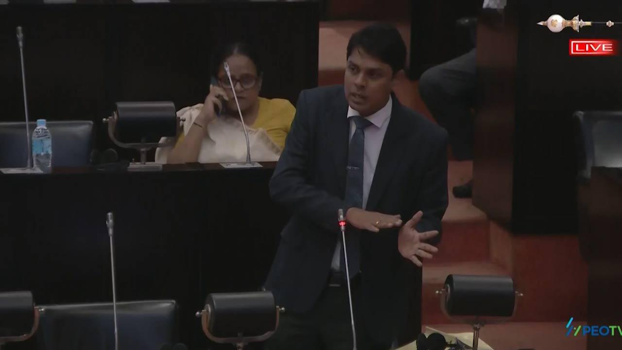 குழந்தைகளின் அடிப்படை தேவை என்பது கல்வி!