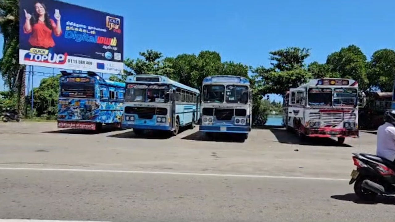 பணிப்பகிஷ்கரிப்பால் கிழக்கு மாகாணத்தில் கலவையான சூழல்!