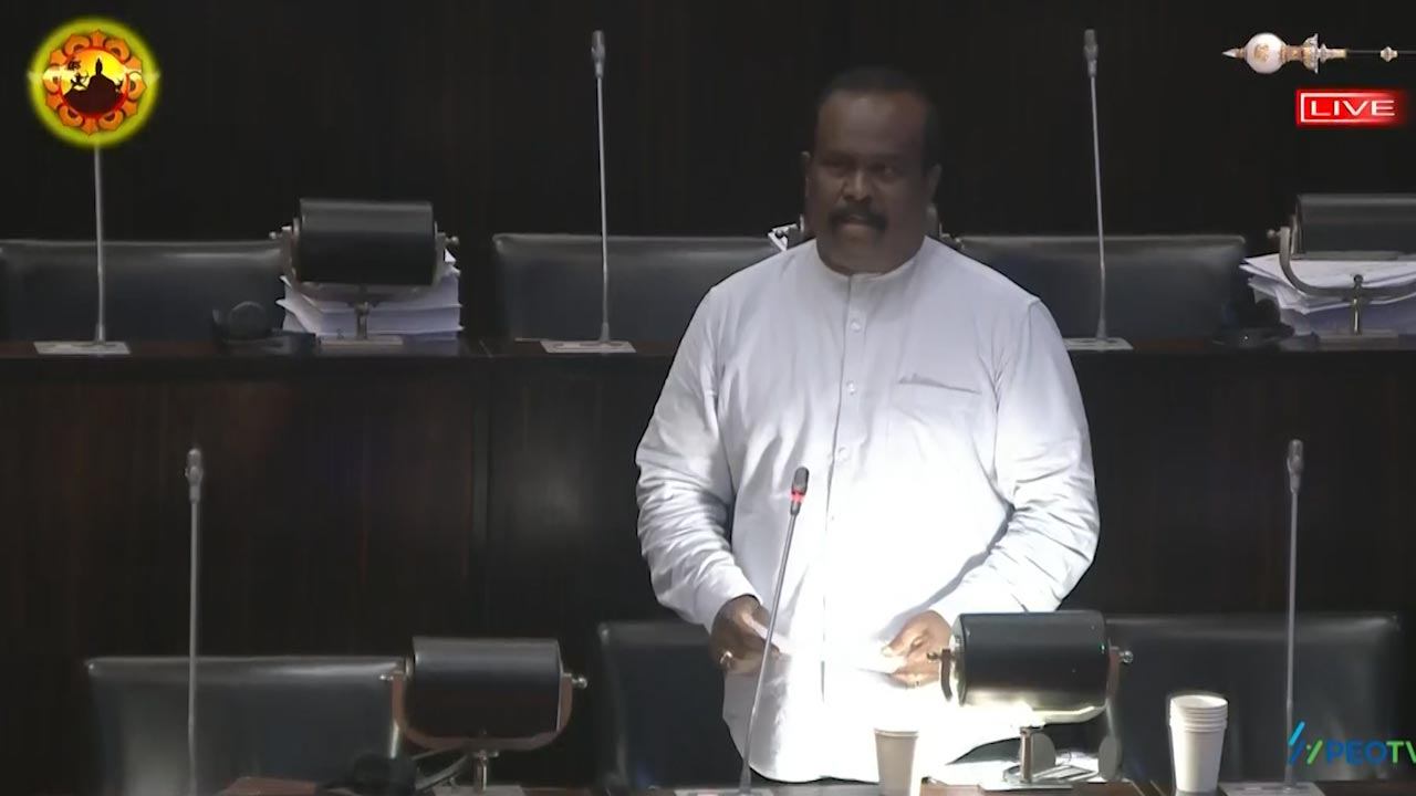 உதயன் கம்மன்பிலவை கைது செய்ய வேண்டும்!